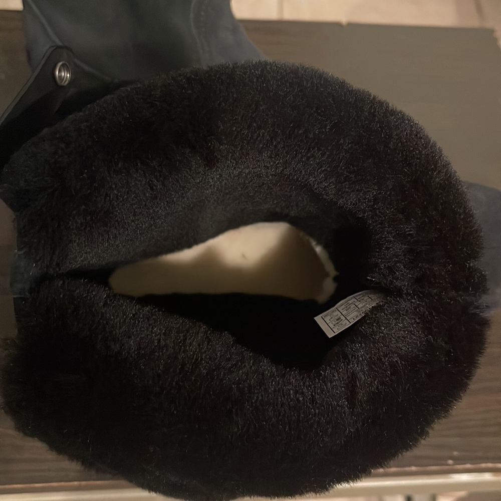 Romely Cuffable - Picture 10 of 10